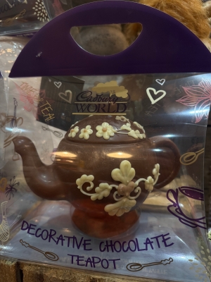 Chocolate teapots
