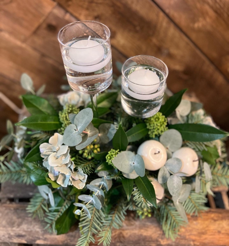 Christmas table arrangement