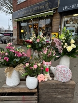 Florist choice vase arrangement
